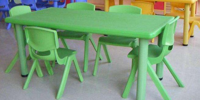 匀幼儿园桌椅